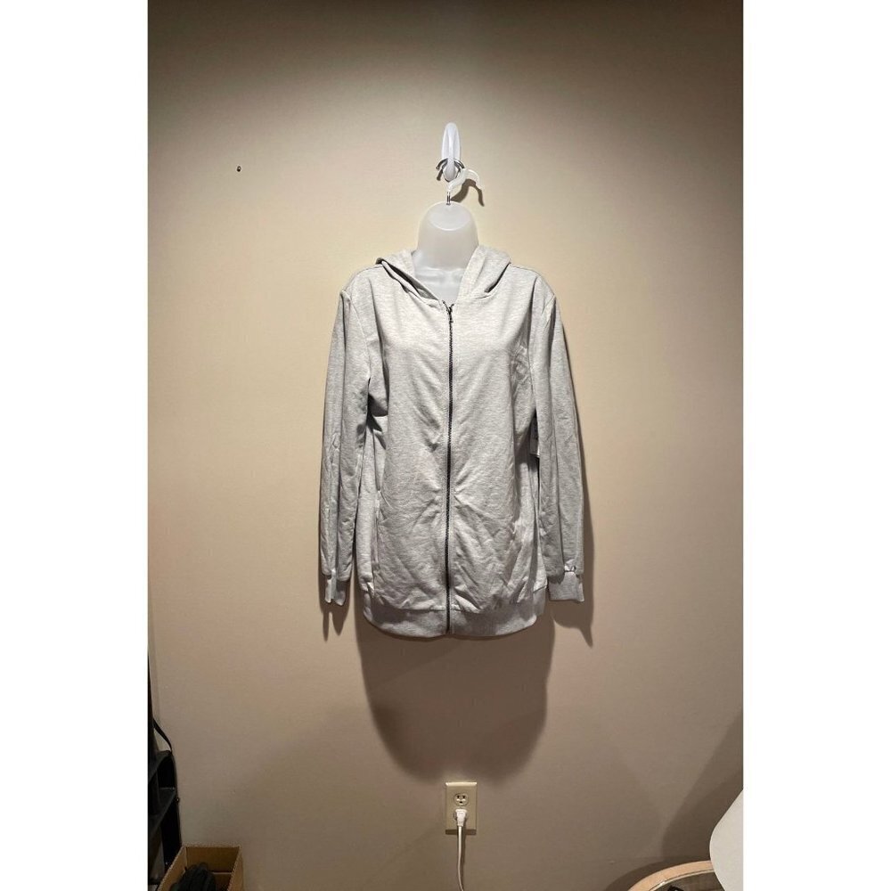 M BP‎ Hoodie